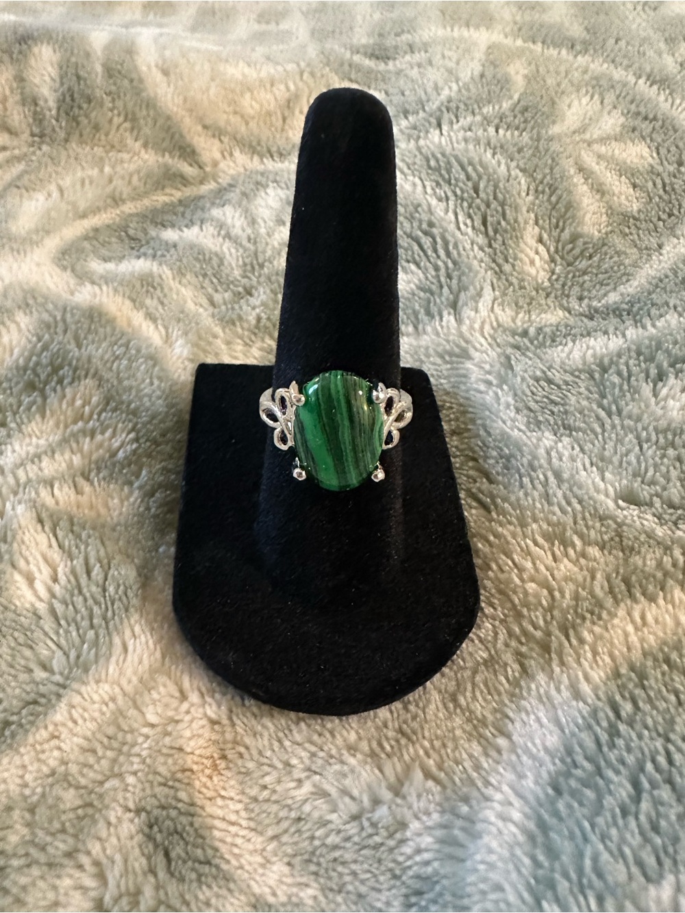 Faux Green Malachite-Style Oval Ring in Silver Tone